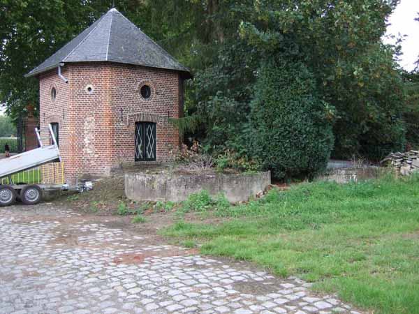 2 betonnen citernes